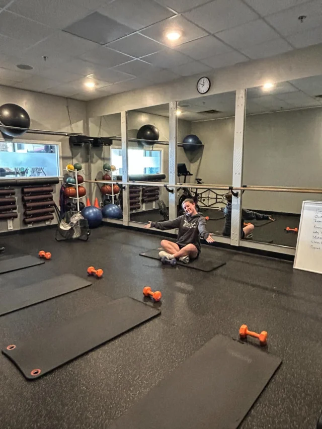 Zone Fitness Youth Strength Program Information!☀️🎉

Calling all Middle/Highschool Athletes! 📞 
Be like Winnie and join Morgan for this summer strength series!🐾💪

For ages 12-19
2x/week- Mondays and Wednesday’s from 6pm-7pm
Small group training- limited spots are available! 

Session 1: June 22nd-July 8th🌊
Session 2: July 13th-July 29th 🍉

Starting at $168 per 3 week series (price increases June 5th) 🏃🏃‍♀️🏃‍♂️

DM us or email hello@zonefitnesschelmsford.com to reserve your spot!!! 
Check out our flyer at the end of this post and we will see you in the gym!👋👋👋

#zonefitnesschelmsford #summertraining #chelmsfordma #getmotivated #personaltraining
