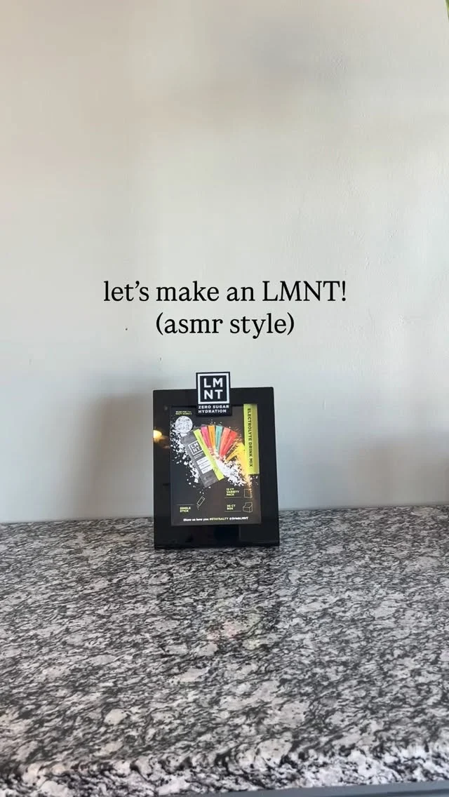 The sounds of hydration💧🔊 @drinklmnt 

You know sell boxes of LMNT! But what is it really????
⚡️ Electrolytes= sodium, potassium, magnesium 
💧 Better hydration
💪 Better performance
🧘‍♀️ Better recovery 

#asmr #zonefitnesschelmsford #hydration #LMNT #LMNTpartner