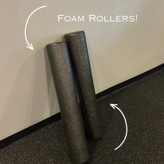 🧘 EQUIPMENT SPOTLIGHT: FOAM ROLLER 💪

Recovery is just as important as your workout! Foam rollers are a great tool to incorporate into your routine to help improve mobility, release muscle tension, and prepare your body for movement. 🙌

Try using a foam roller for you quads, hamstrings, glutes, calves, and back! 👏

Whether you’re warming up, cooling down, or taking a recovery day, grab a foam roller and give your muscles some extra TLC! 🫶

#EquipmentSpotlight #FoamRoller #Recovery #Mobility #zonefitness